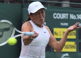 (1)Japan's Sugiyama advances to 2nd round at Wimbledon